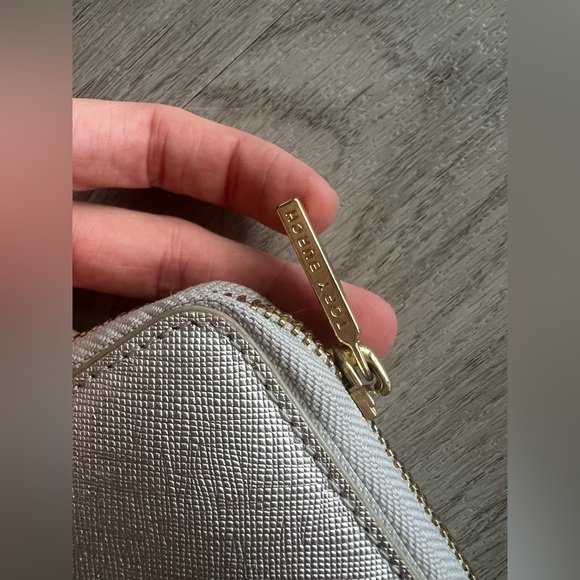 Tory Burch Metallic Silver Wristlet / Wallet with Gold Hardwire - Picture 11 of 13